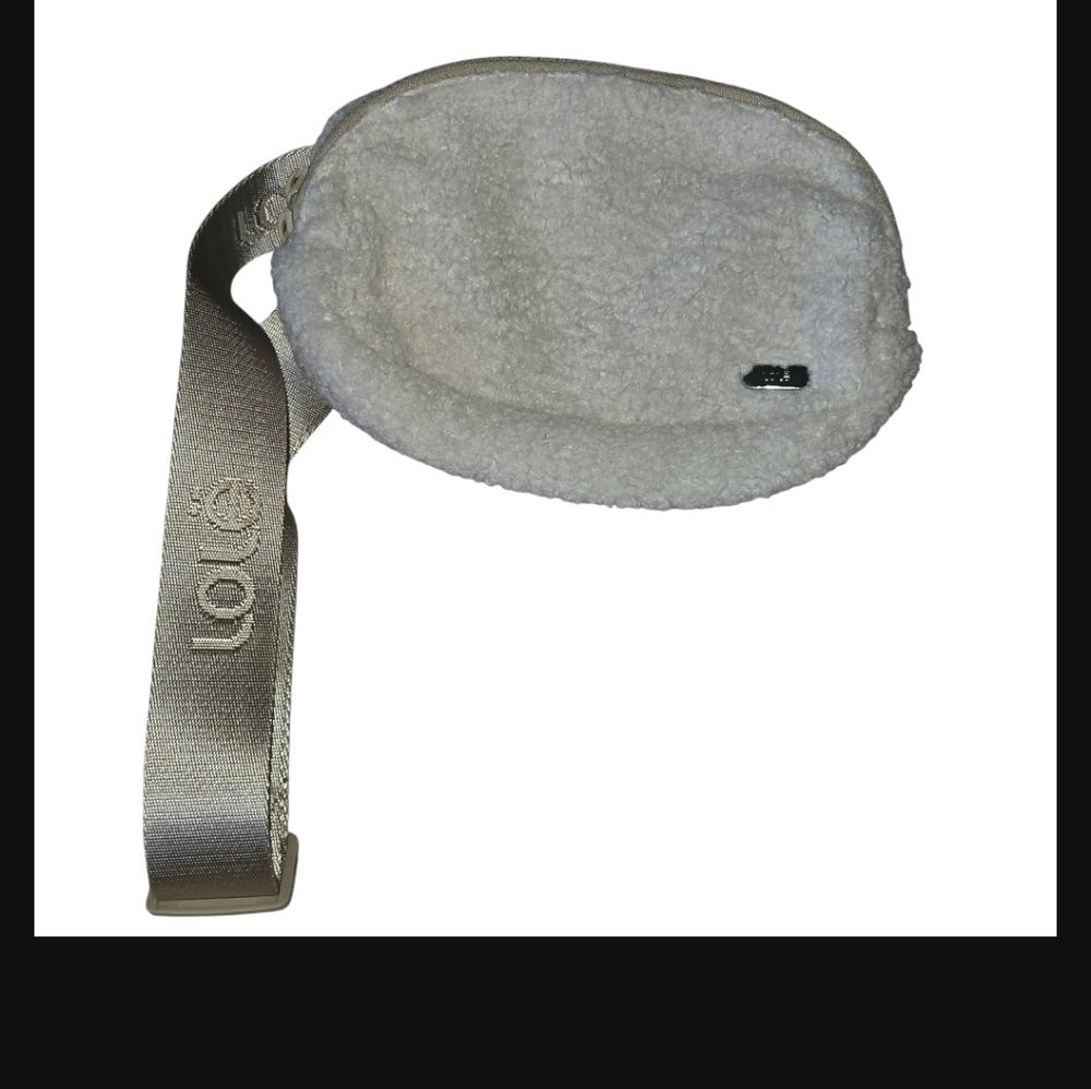 Lole Fleece Belt Bag Cream